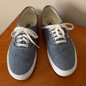 VANS Authentic Classic Canvas Sneaker, RARE Pattern, Size Women 9.5, Men 8.0